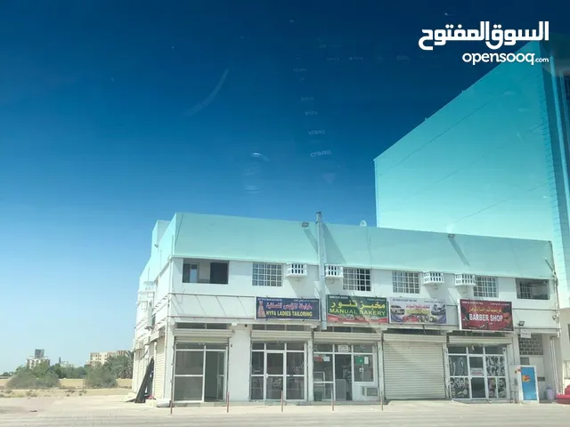 محلات تجارية للايجار ( تصلح كمخازن ) في ولاية بركاء بالصومحان الجنوبية