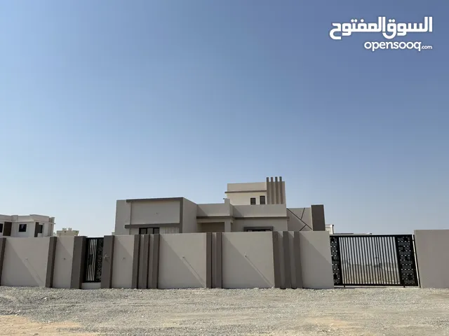 منزل للبيع في الرستاق الحزم قريب الخط السريع ،مع إمكانية تسديد القروض الشخصية