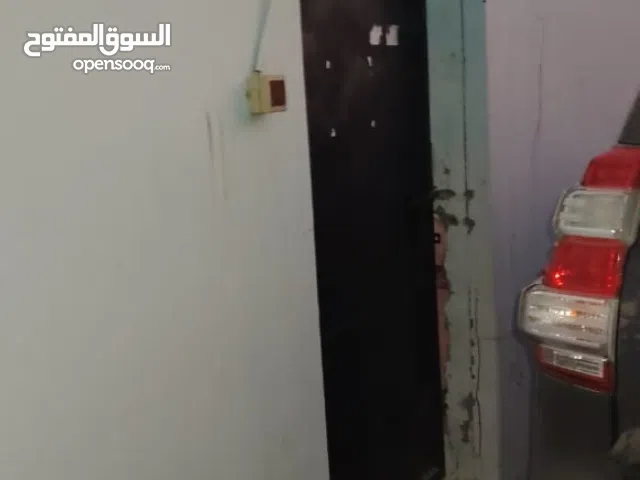 Detached ground floor apartment with yard شقه ارضية منفصلة مع حوش