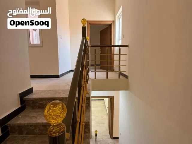 200 m2 2 Bedrooms Apartments for Rent in Basra Juninah