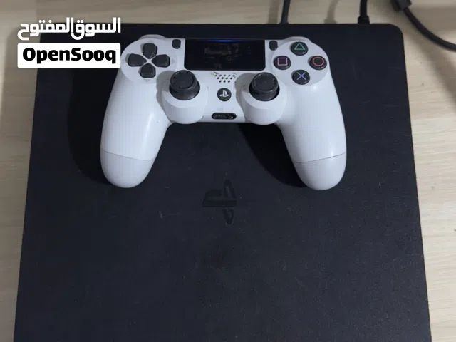 PlayStation 4 PlayStation for sale in Al Dakhiliya