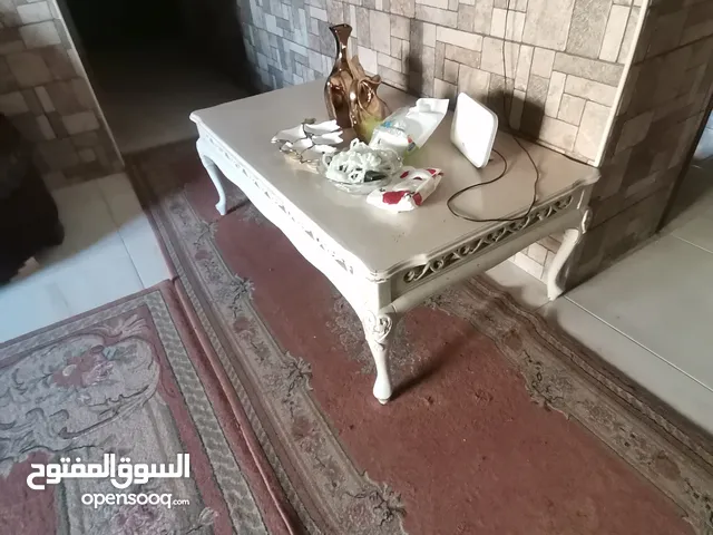 طاولة وسط محفرة خشب زان تفصيل كبيرة