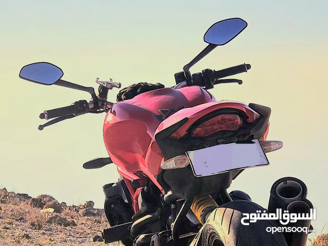 Ducati Monster 821