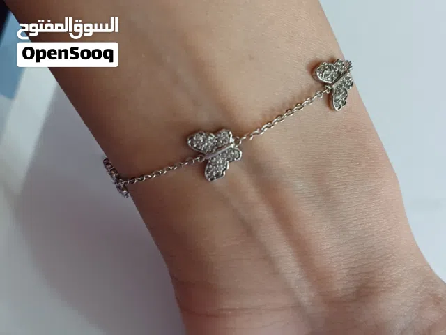 اسواره فضه فراشات ، استعمال خفيف شبه جديده