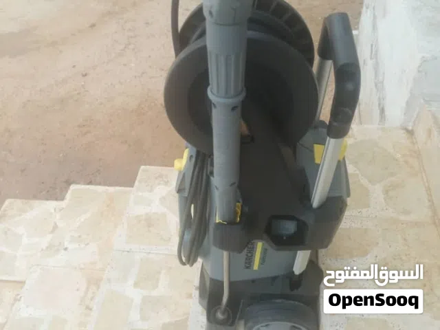 بومبة غسيل سيارات