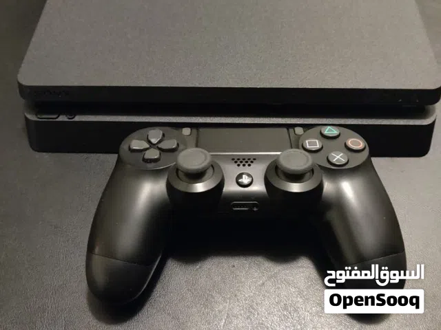 Playstation 4 Slim 1TB - Original controller - cables - all perfect condition
