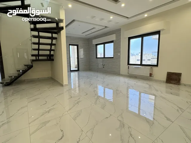 الظهير ثالث مع روف مساحة 270م فقط ب 120 الف