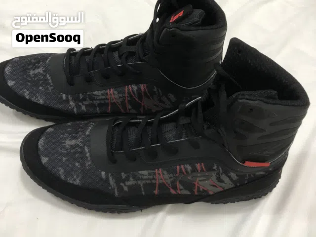 Boxing shoes