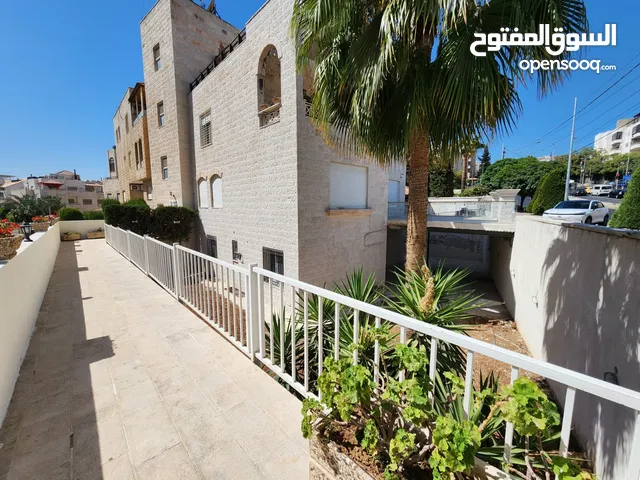 225 m2 3 Bedrooms Apartments for Sale in Amman Abdoun