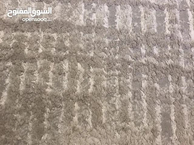 خيام وأدوات البر