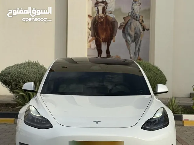 Used Tesla Model 3 in Al Dakhiliya