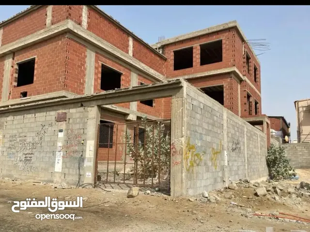 980 m2 More than 6 bedrooms Villa for Sale in Northern Governorate Jidhafs