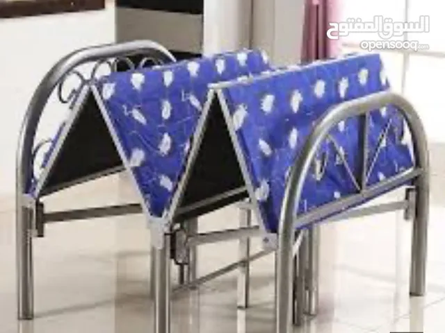 سرير متنقل قابل للطي