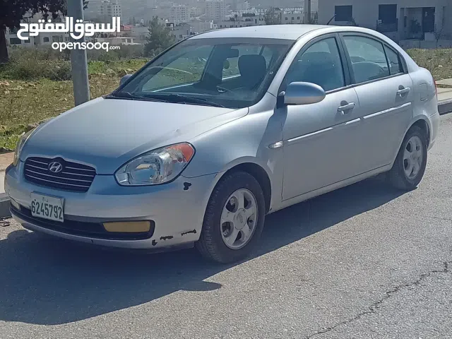 للبيع هونداي فيرنا توماتيك