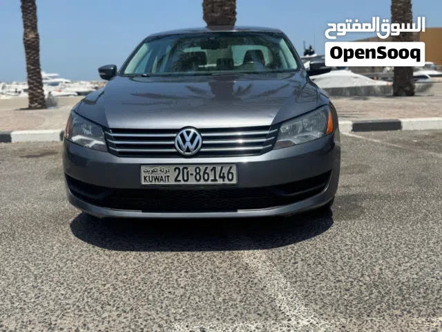 2013 فولكسفاغن باسات Standard