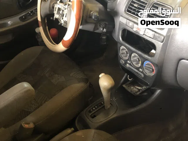2002 هيونداي فيرنا EX