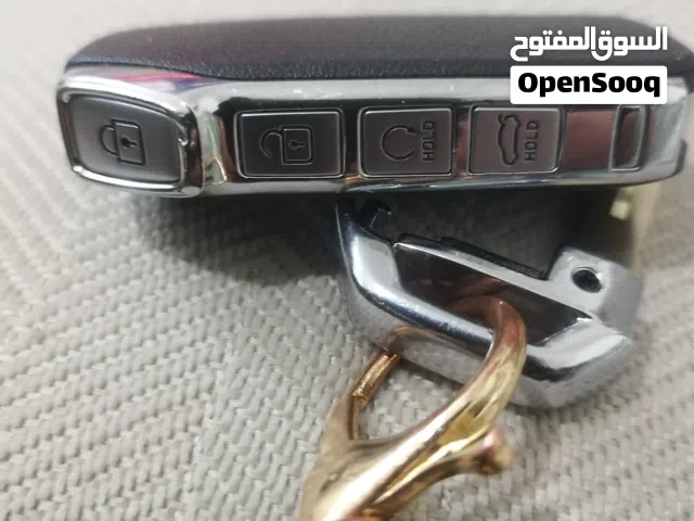 مفاتاح سياره كيا مستعمل للبيع بحاله ممتازه
