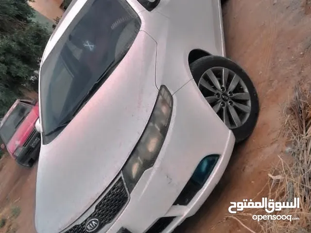 سيراتو للبيع