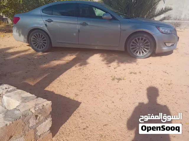 2012 Kia Cadenza Standard