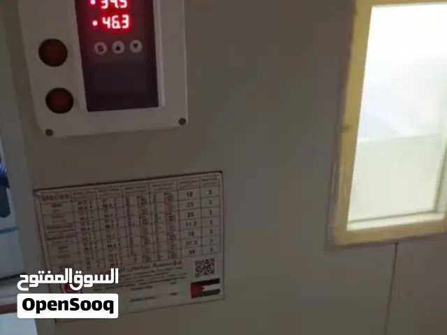 فقاسة pto الغنية عن التعريف 660 بيضة فري 300 دجاج