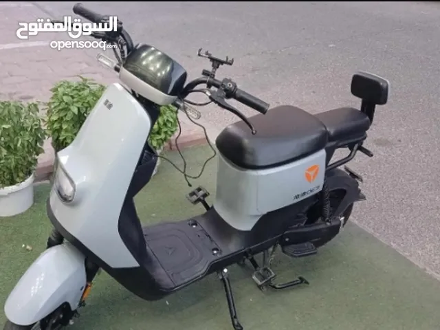 yadea electric scooter
