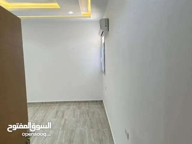 شقة سكنية جديدة اصفار في السبعة داخل المخطط للبيع.. اقرأ الإعلان اكويس