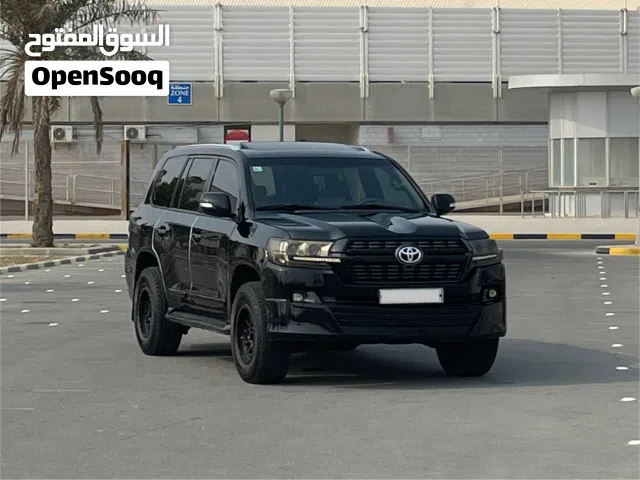 TOYOTA LANDCRUISER GX-R V8 MODEL 2012