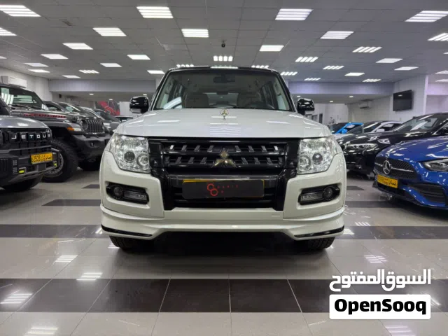 2019 Mitsubishi Pajero GLS Top