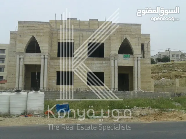 1500 m2 More than 6 bedrooms Villa for Sale in Amman Khalda