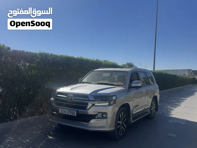 2019 تويوتا لاند كروزر GXR