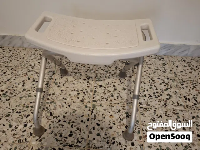 كرسي استحمام للمسنين