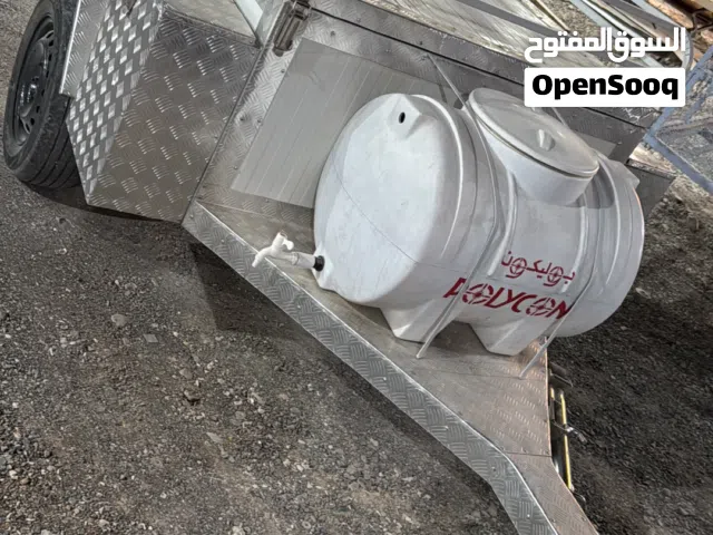 قالوصة جديدة مناسبة جدا لموسم الخريف ضد الماء ومصنوعة من الألومنيوم والفايبر