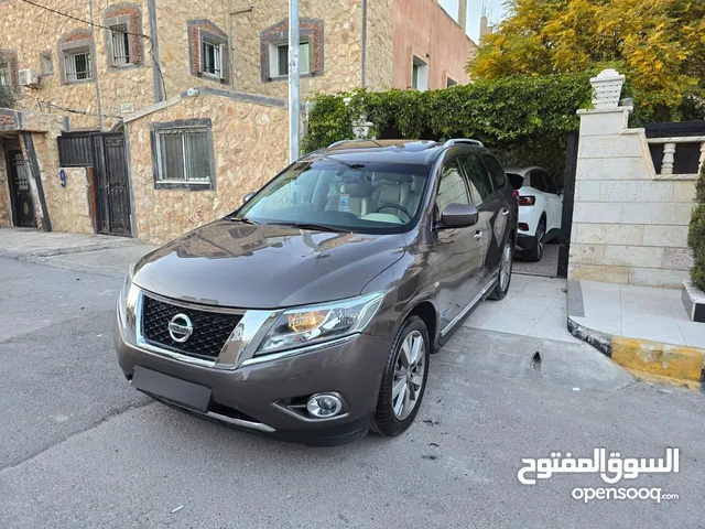 نيسان باثفايندر 2016 بحاله ممتازه للبيع Nissan Pathfinder 2016 For sale