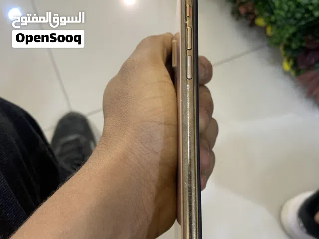 Apple iPhone SE 2 64 GB in Tripoli