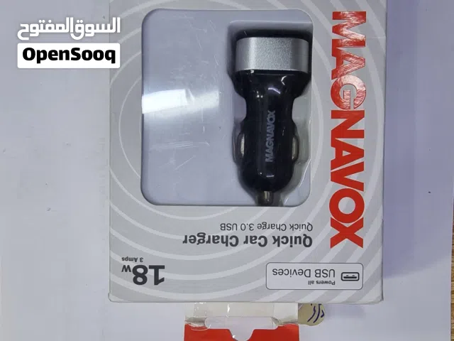 شاحنة موبايل على السيارة