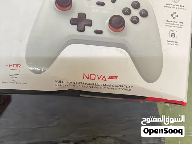 للبيع مجموعة أغراض إيد جيم سير جديدة استعمال بسيط و كيبورد ماجنتك نظيف جداً جدا ومقطعت WiFi و بلوت