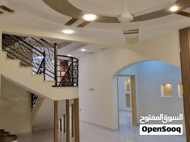 Villa for Sale in Al Maabila فيلا للبيع في المعبيلة