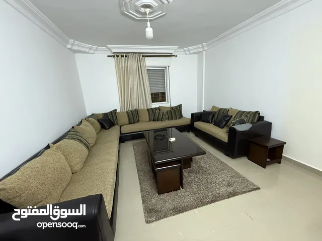 اثاث مستعمل
