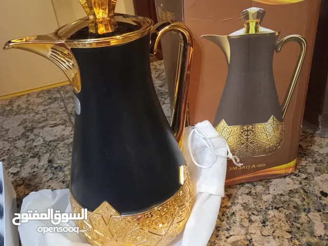 دلة وفناجين بحالة الجديد