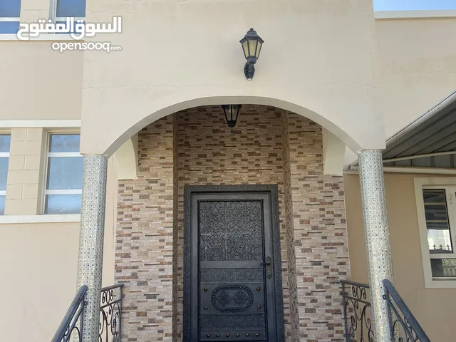 300 m2 3 Bedrooms Townhouse for Rent in Muscat Al Maabilah