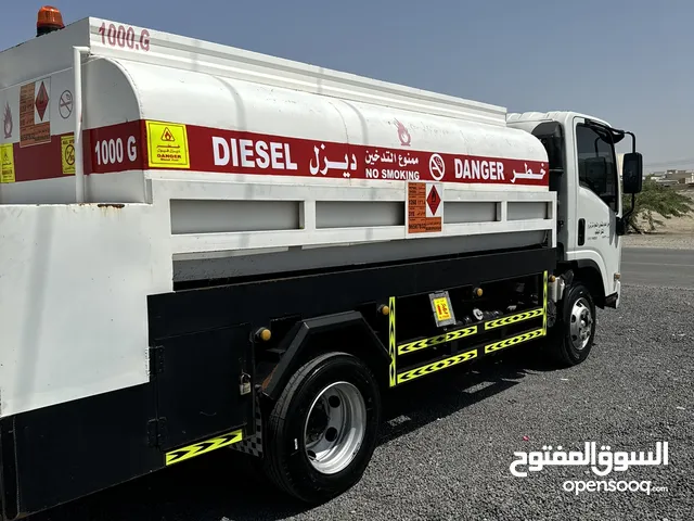 Truck Isuzu in Al Batinah