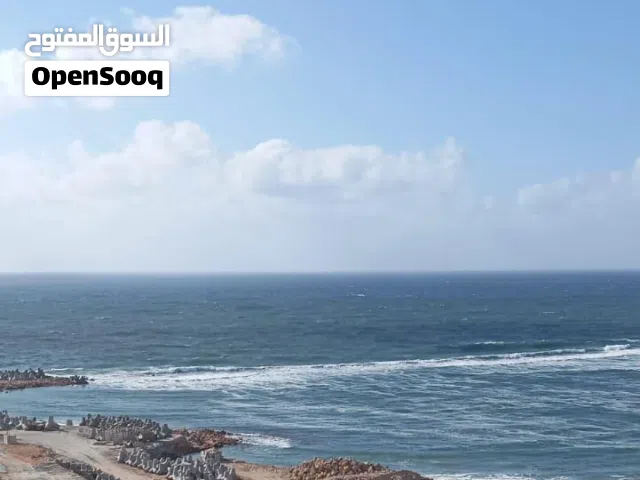 فرصة لم ولن تتكرر شقة للايجار لعشاق السرايا فيو رائع للبحر خطوات من المحروسه لمحبي السكن الراقي