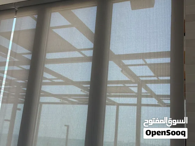 تفصيل ستارة رول عامودي معدني