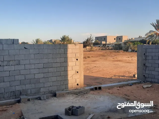 250 m2 More than 6 bedrooms Townhouse for Sale in Sirte Hay Al-700