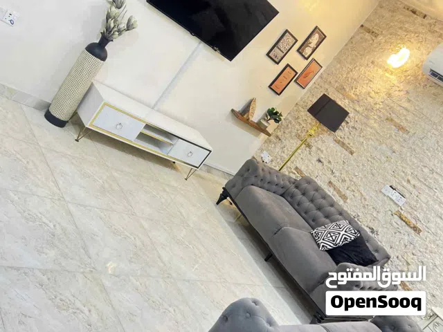 دار للبيع يصلح للسكن عائله كبيته أو للاستثمار