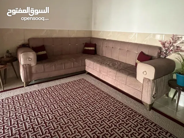 اثاث للبيع