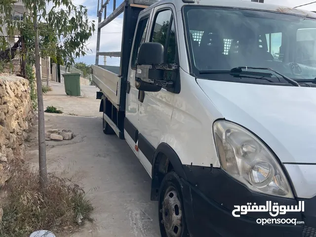 شاحنة دبل كابينه