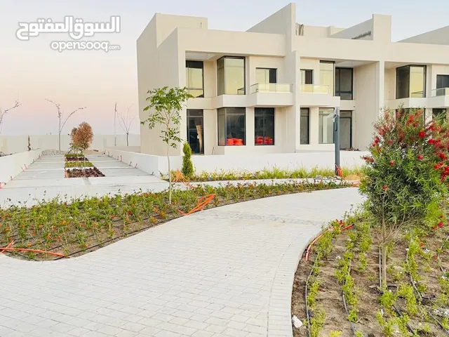 256m2 5 Bedrooms Villa for Sale in Giza Sheikh Zayed