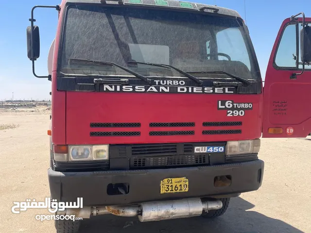 تنكر ديزل نيسان موديل 2001