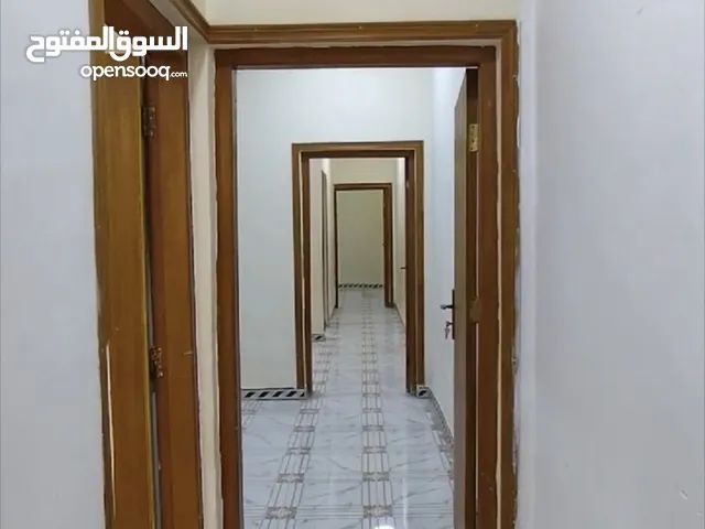 شقة للايجار بالحكيمية طابق اول